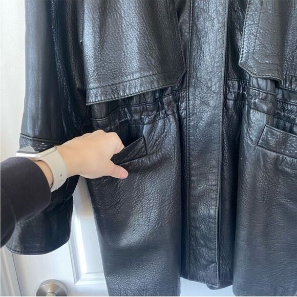 SIBYLLE LYN || vintage leather jacket - Picture 9 of 15